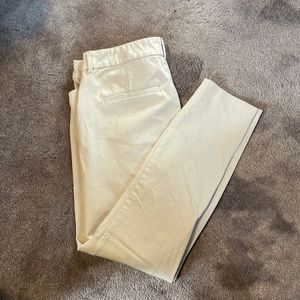 Old Navy Pixie High Rise Secret Slim Pockets, size 6 woman’s, color tan.